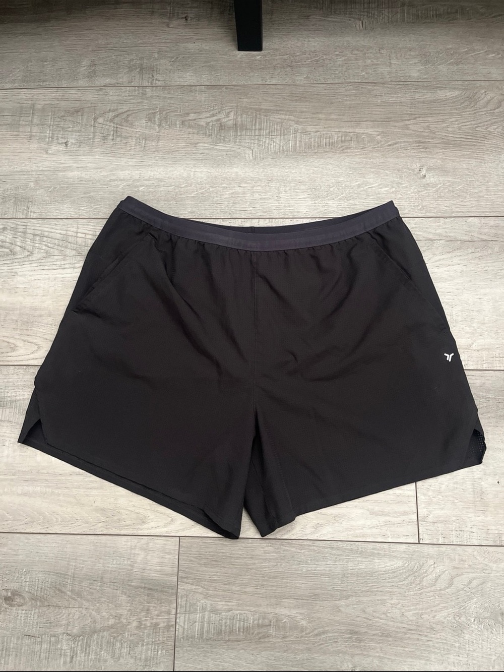 Old Navy Black Men's Athletic Shorts - Lightweight Active Wear